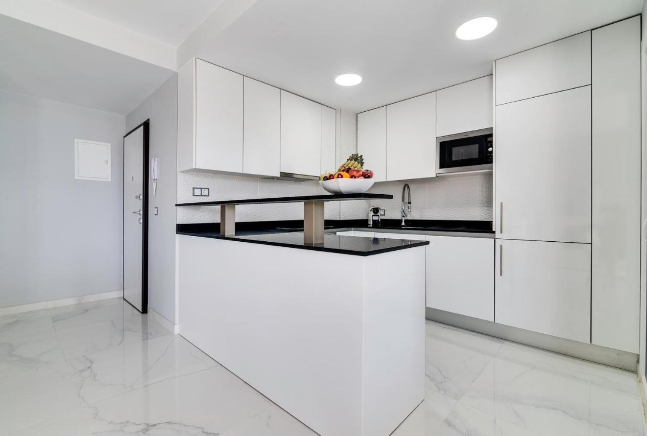 Infinity Sunny View Deluxe Apartment Arenales del Sol Exterior photo